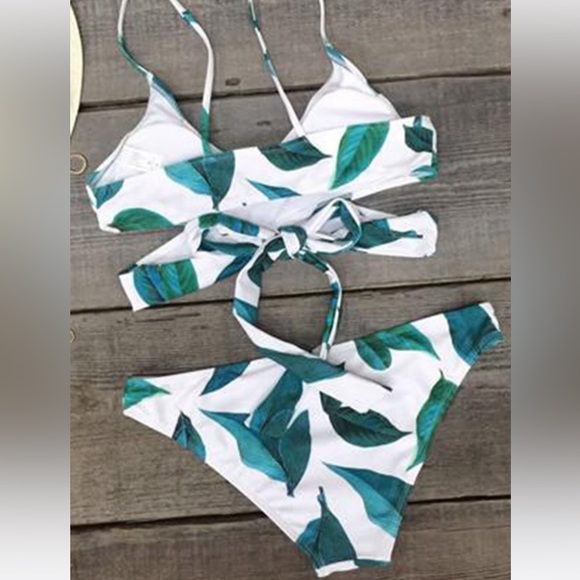Cupshe Leaves Wrap Two Piece Swimsuit Green Size S - Picture 12 of 14